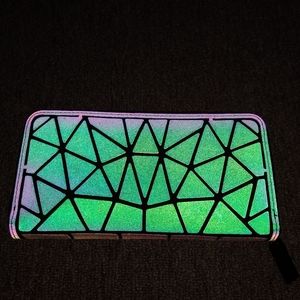 Geometric rainbow wallet